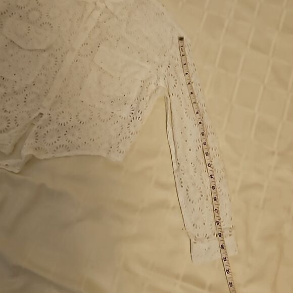 Guess Women's Embroidery Eyelet Button Front Crop Tie Front Shirt Small White - Picture 11 of 16